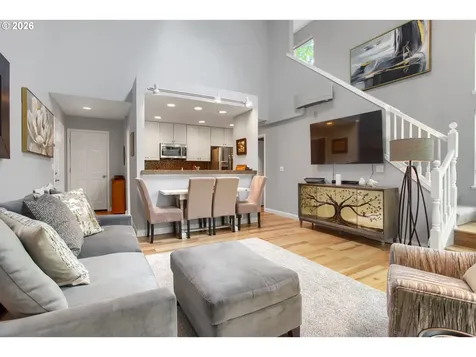 1719 NW Miller Hill Court Portland OR 97229