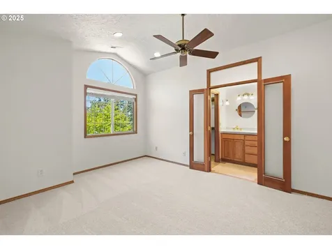 2130 Long Street West Linn OR 97068