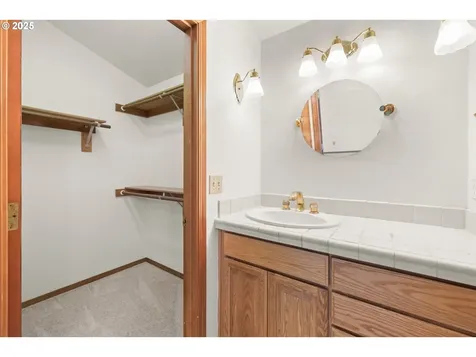 2130 Long Street West Linn OR 97068