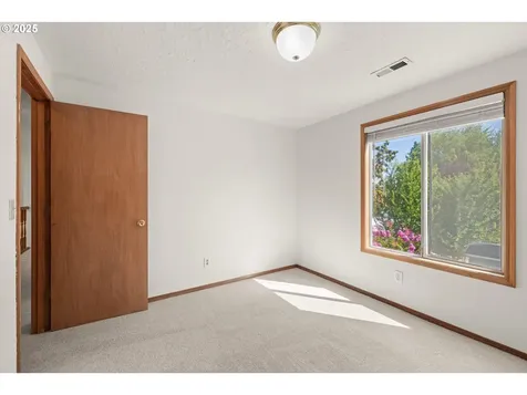 2130 Long Street West Linn OR 97068