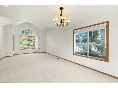 2130 Long Street West Linn OR 97068