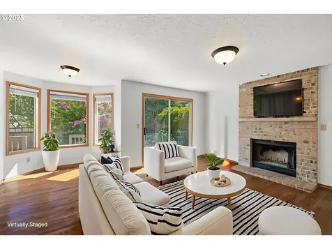 2130 Long Street West Linn OR 97068
