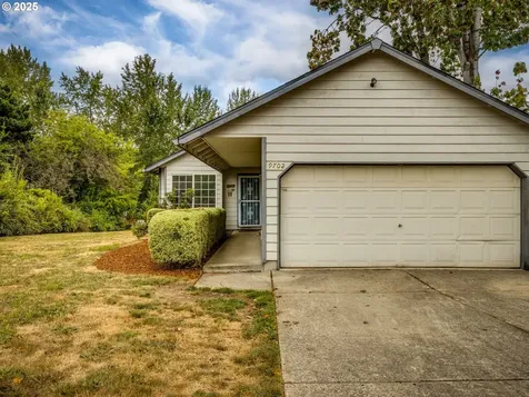 9702 N Edison Street Portland OR 97203