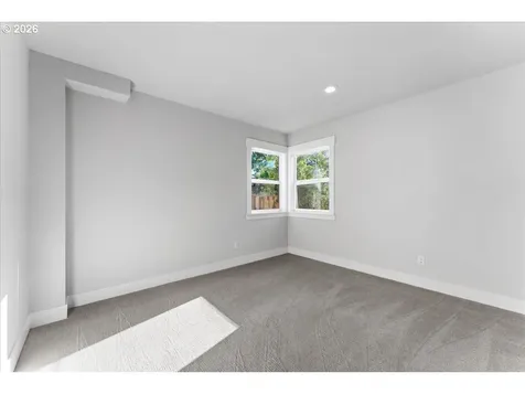 2505 N Winchell Street Portland OR 97217
