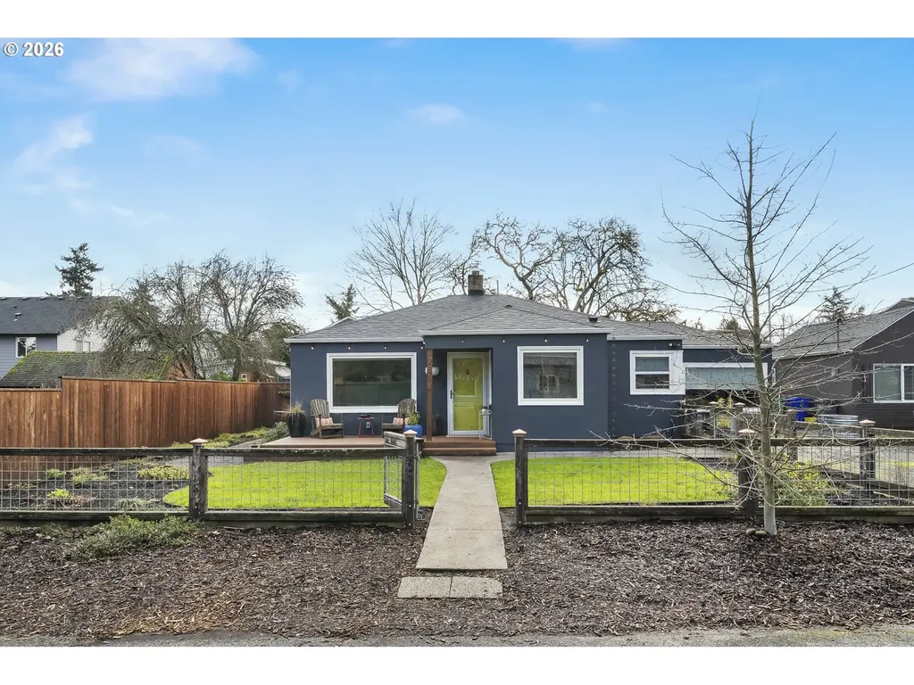 7518 SE Evergreen Street Portland OR 97206