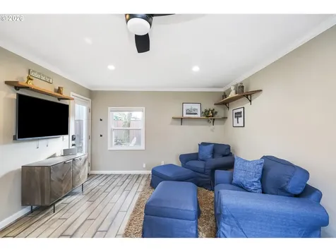7518 SE Evergreen Street Portland OR 97206