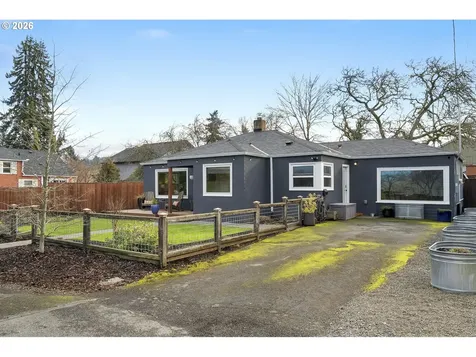 7518 SE Evergreen Street Portland OR 97206