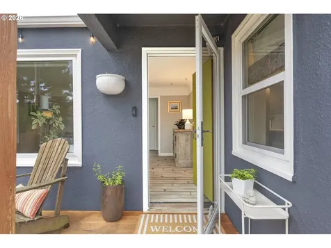 7518 SE Evergreen Street Portland OR 97206