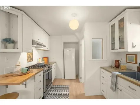 402 SE 31st Avenue Portland OR 97214