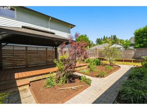402 SE 31st Avenue Portland OR 97214