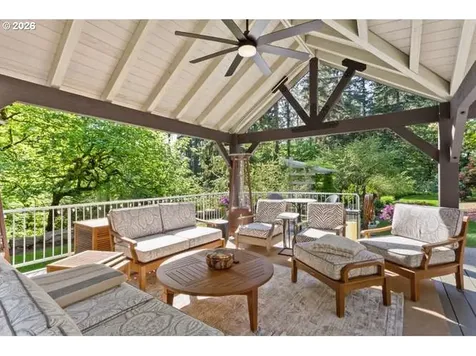 12410 NW 11th Court Vancouver WA 98685
