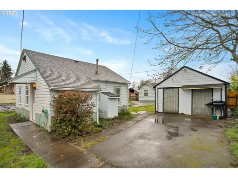 590 20th Street Ne Salem OR 97301
