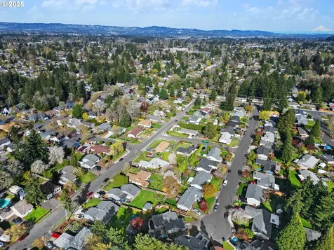 20165 SW Walquin Court Beaverton OR 97078