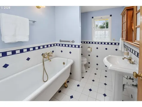 40645 Old Highway 30 Astoria OR 97103