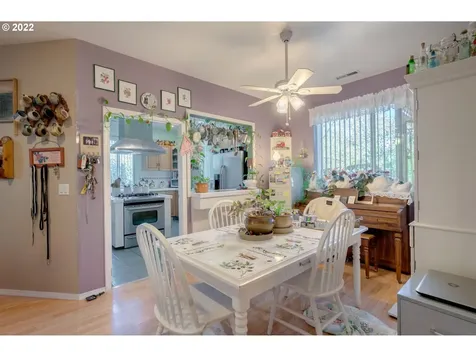38376 Hood Street Sandy OR 97055