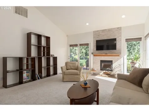 1261 Spyglass Drive Eugene OR 97401