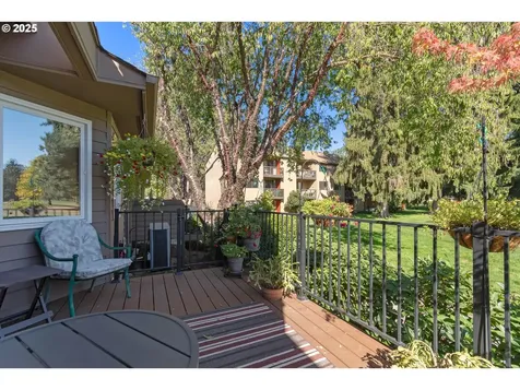 1261 Spyglass Drive Eugene OR 97401