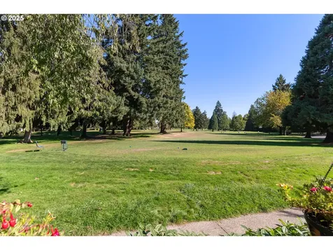 1261 Spyglass Drive Eugene OR 97401