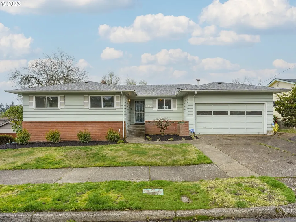 6825 Sw 12th Avenue Portland OR 97219