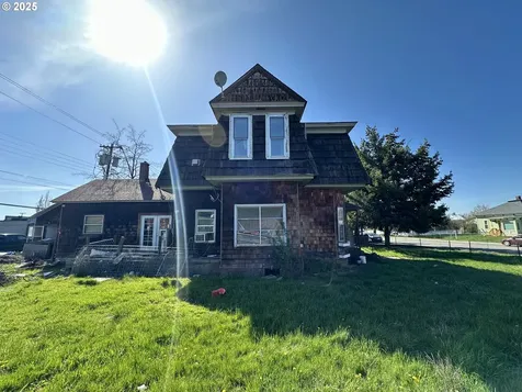 214 W Broadway Street Goldendale WA 98620