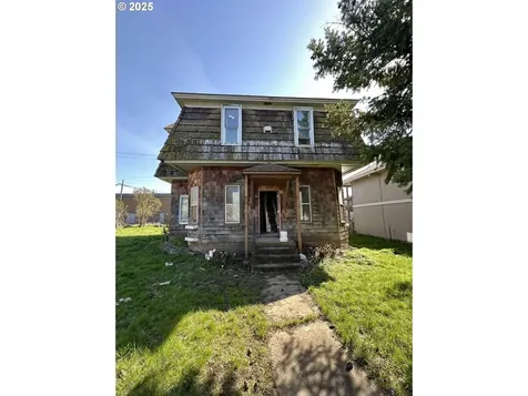214 W Broadway Street Goldendale WA 98620