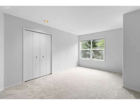 12504 NW Hibbard Drive Portland OR 97229