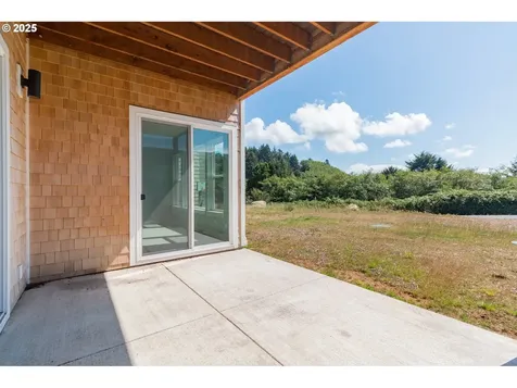 6485 Heron View Drive Neskowin OR 97149