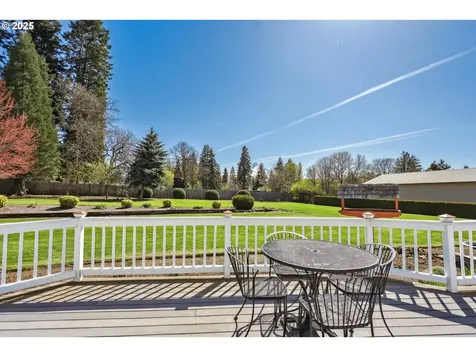 5900 Lauren Road Mt Hood Prkdl OR 97041