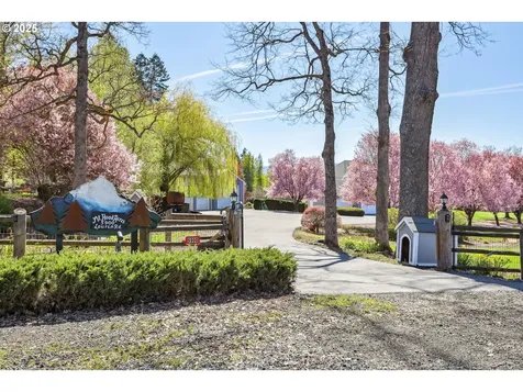 5900 Lauren Road Mt Hood Prkdl OR 97041