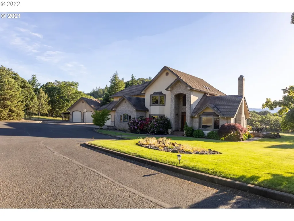 531 Winter Creek Lane Roseburg OR 97471