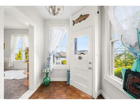 337 Alameda Avenue Astoria OR 97103