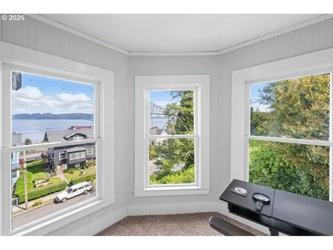 337 Alameda Avenue Astoria OR 97103