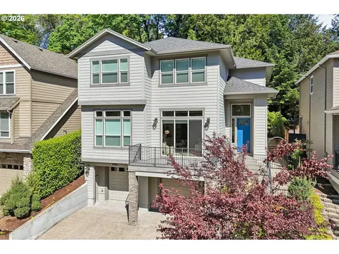 8450 SW 47th Avenue Portland OR 97219