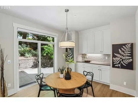 8450 SW 47th Avenue Portland OR 97219