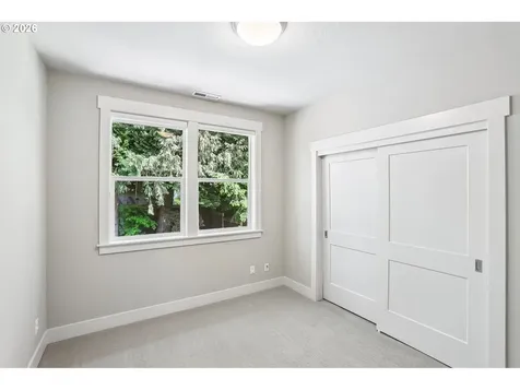 8450 SW 47th Avenue Portland OR 97219