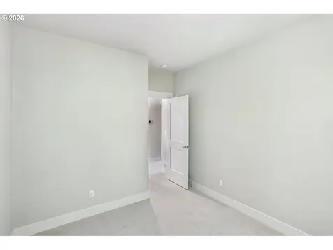 8450 SW 47th Avenue Portland OR 97219