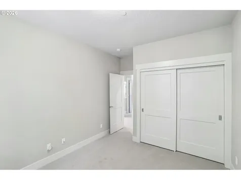 8450 SW 47th Avenue Portland OR 97219