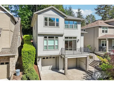 8450 SW 47th Avenue Portland OR 97219