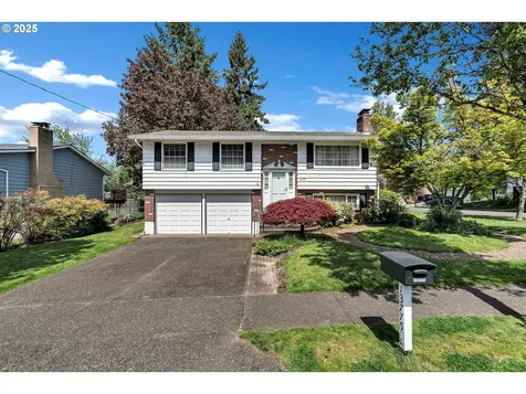 13775 SW Bonnie Brae Street Beaverton OR 97005