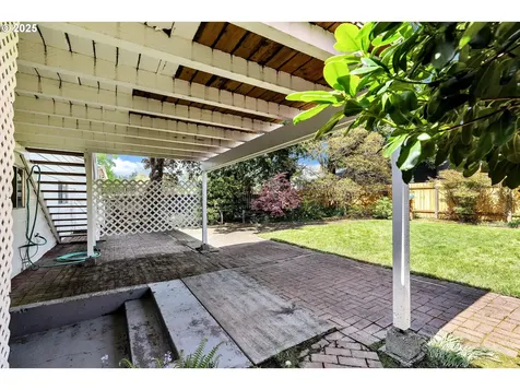 13775 SW Bonnie Brae Street Beaverton OR 97005