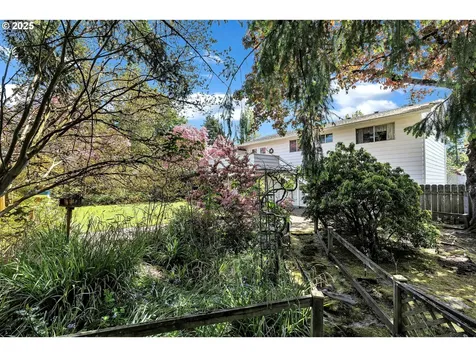 13775 SW Bonnie Brae Street Beaverton OR 97005