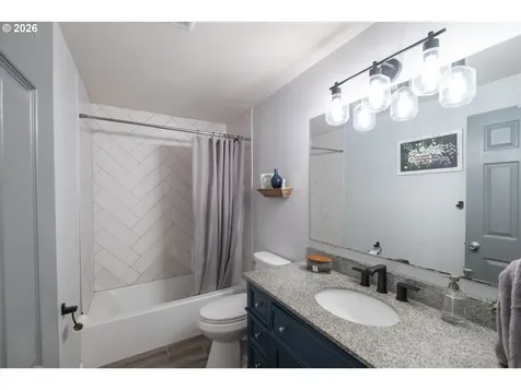1730 Cedar Street Sweet Home OR 97386