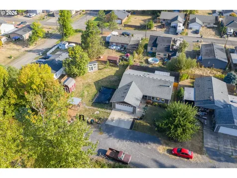 1730 Cedar Street Sweet Home OR 97386