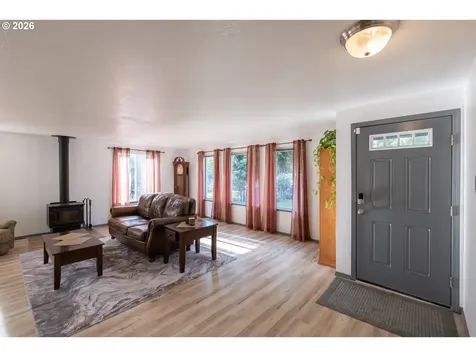 1730 Cedar Street Sweet Home OR 97386