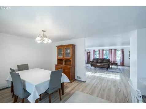 1730 Cedar Street Sweet Home OR 97386