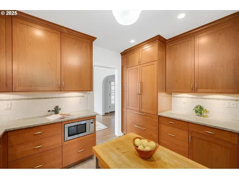3919 NE 21st Avenue Portland OR 97212