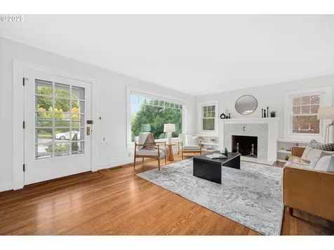 3919 NE 21st Avenue Portland OR 97212