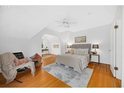 3919 NE 21st Avenue Portland OR 97212