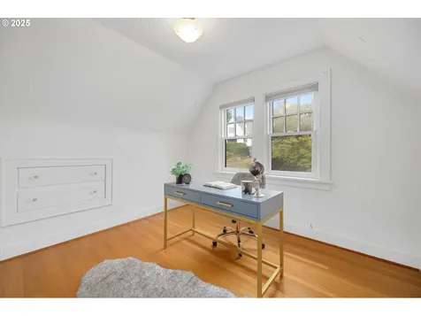 3919 NE 21st Avenue Portland OR 97212
