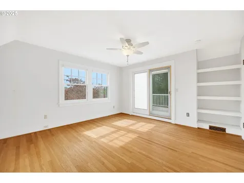 3919 NE 21st Avenue Portland OR 97212